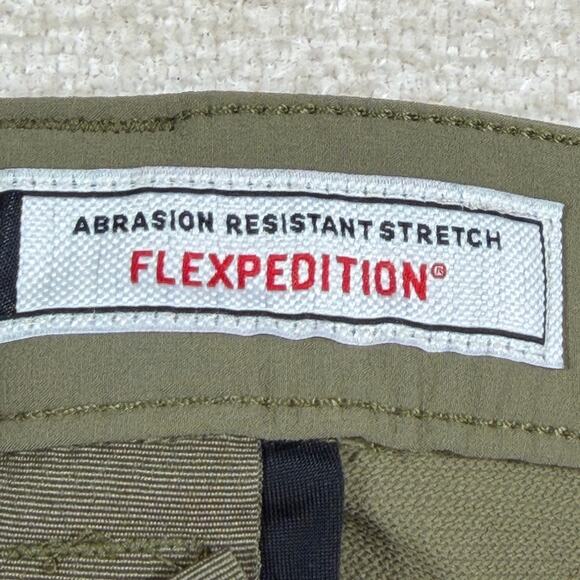 Duluth Trading Co Men 40x34 Tan Flexpedition Cargo Pants Stretch Utility Work - Picture 4 of 9